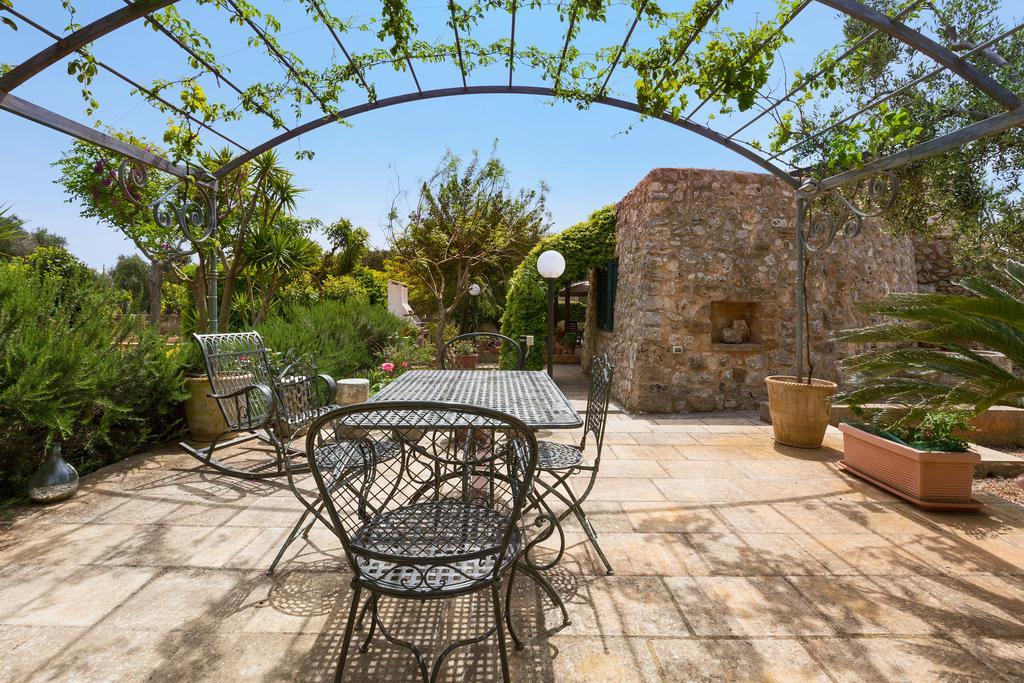 Trulli Romantici Salve Exteriér fotografie
